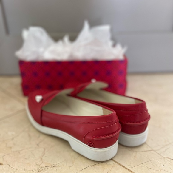 Tory Burch Red Leather Golf shoes w/ Built-In Golf Tees size 8.5 mint condition - Picture 3 of 5